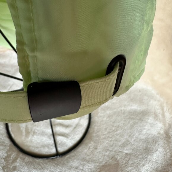 NWT Nike Swoosh Emblem Adjustable Cap -- Unisex One Size - Picture 7 of 8